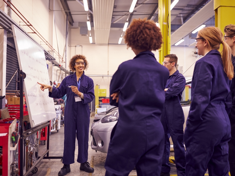 Las empresas demandan la ‘Formación Profesional’ para dar respuesta a las nuevas competencias productivas