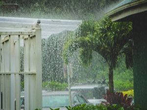 Aemet activa la alerta naranja en Castellón y Valencia por fuertes lluvias y tormentas