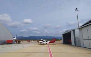 El aeropuerto de Castellón impulsa el desarrollo de actividades industriales con un nuevo hangar