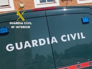 La Guardia Civil negocia con un hombre que se ha atrincherado en Burriana – Castellón