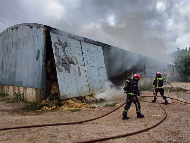 Declarado incendio en una granja de Salsadella – Castellón