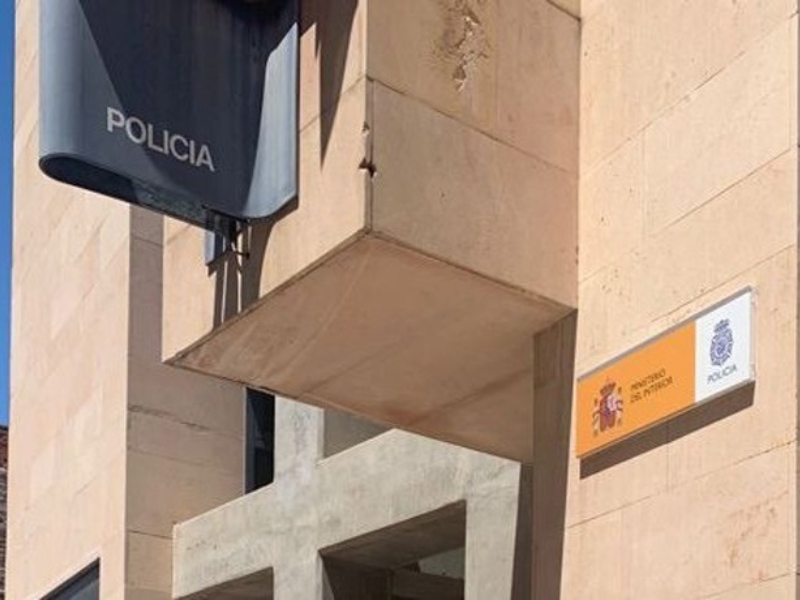 Detenida una mujer acusada de acuchillar a su pareja en una vivienda de Benicalap – Valencia