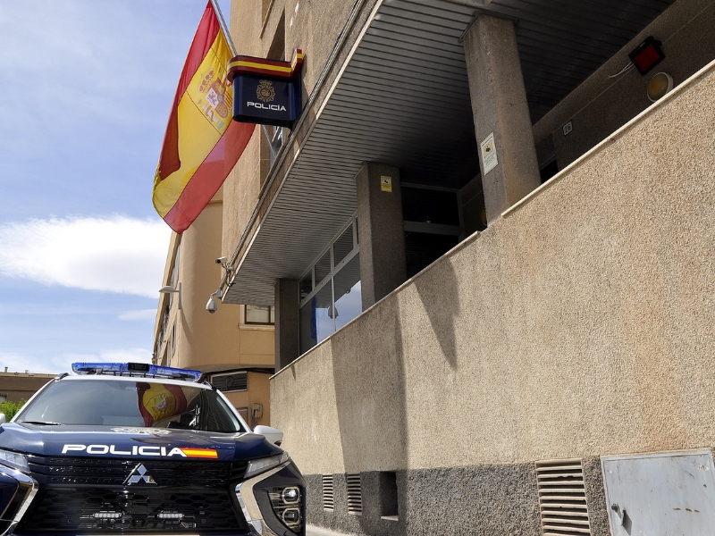 Unos feligreses retienen a un hombre que intentaba robar en la Iglesia Santiago de Orihuela – Alicante