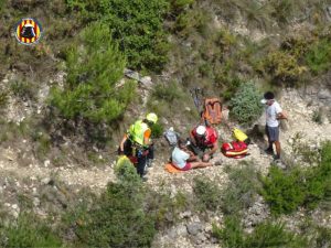 Rescatan a una mujer en la subida al Mondúver desde Xeresa – Valencia