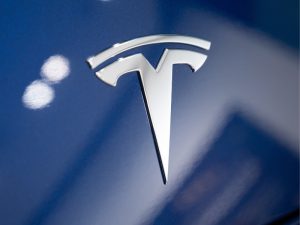 Generalitat negocia con Tesla un proyecto de gran inversión en el área metropolitana de Valencia