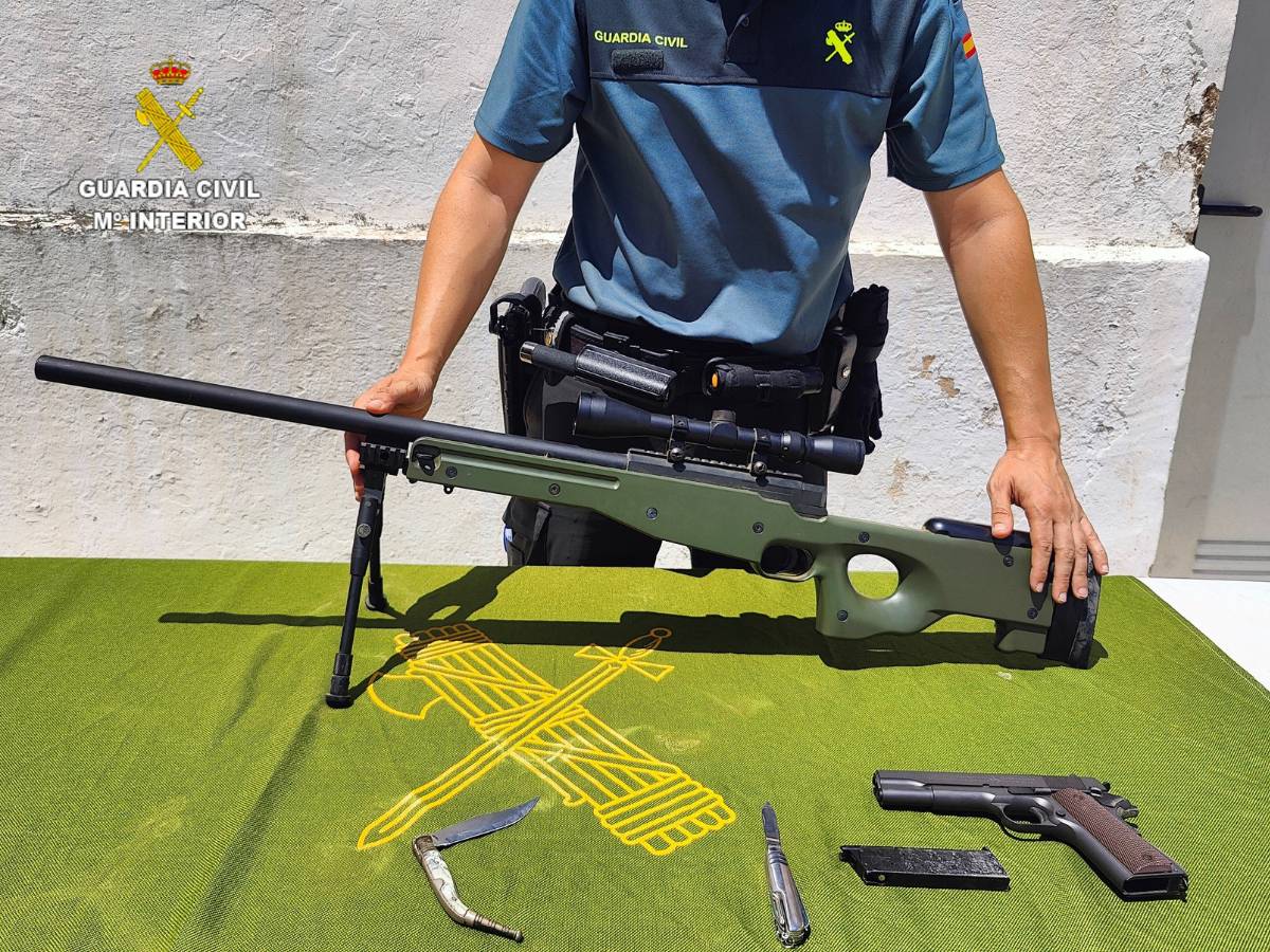 Un hombre amenaza a los viandantes con un arma larga en Llocnou de San Jeroni – Valencia