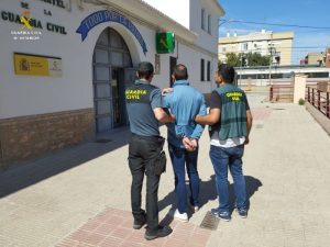 Dos detenidos por robo con arma blanca en Silla y Carcaixent – Valencia