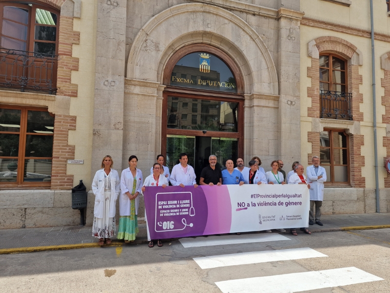 Concentración en el Hospital Provincial de Castellón contra el asesinato machista de una mujer en Antella – Valencia