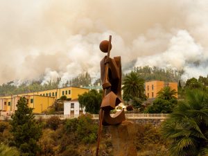 La Guardia Civil apunta a un posible «descuido humano» el origen del incendio de La Palma