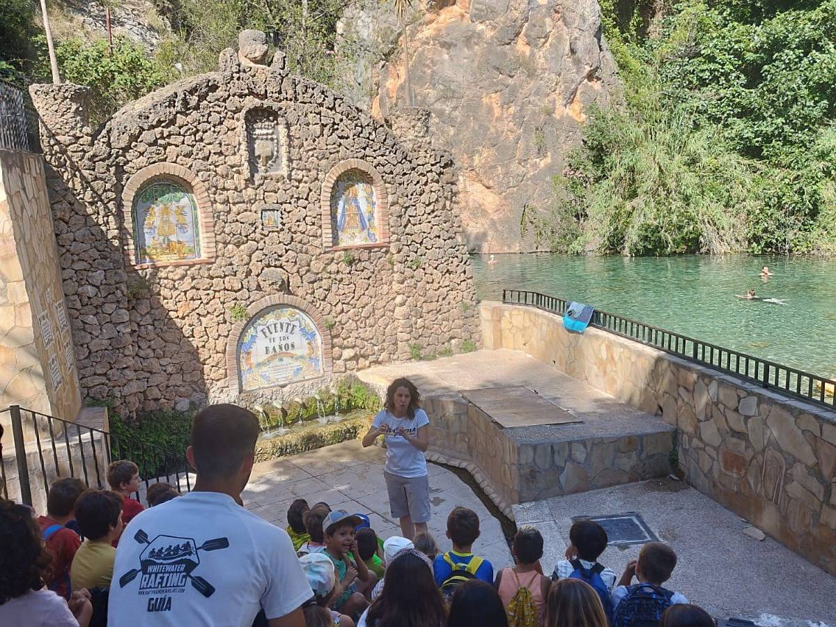 Educación en sostenibilidad ambiental para niños y niñas en Montanejos (Castellón)