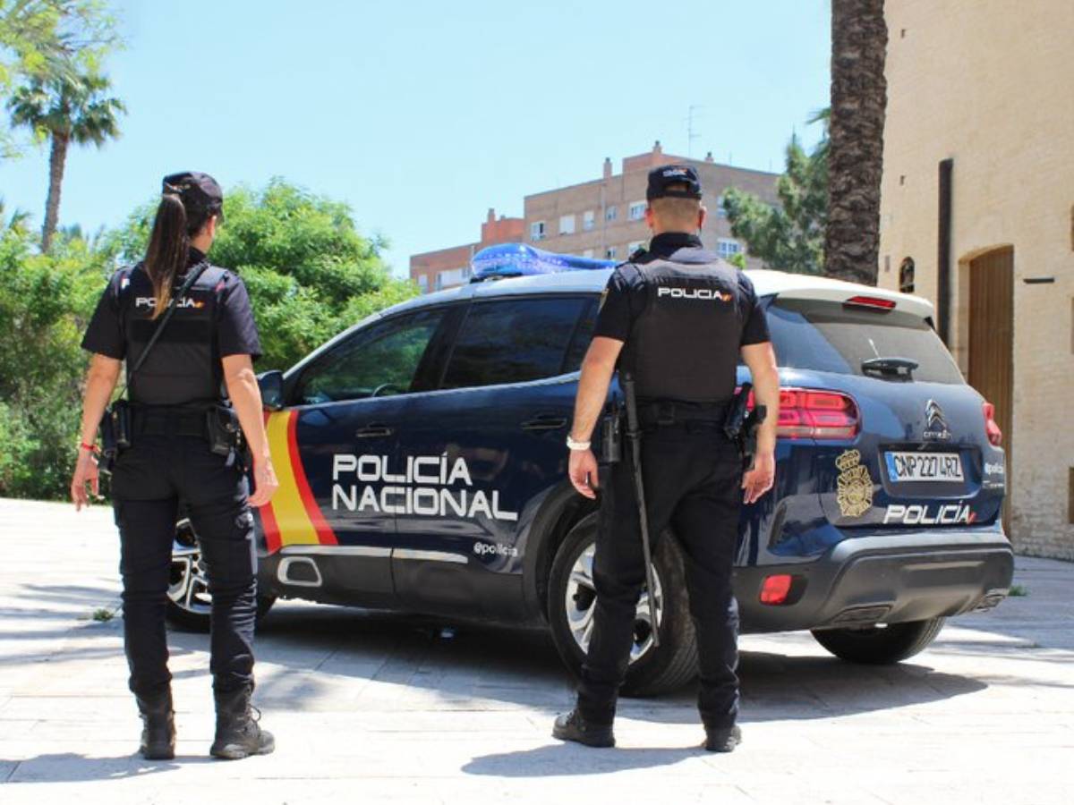 Tres detenidos por agresión sexual y robo a una chica de 19 años en Alicante