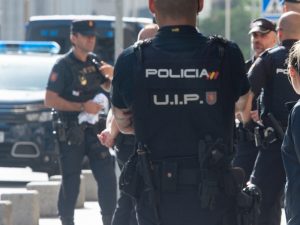 Intenta secuestrar un bebé a las cuatro de la mañana en el hospital de Palma diciendo que es Policía