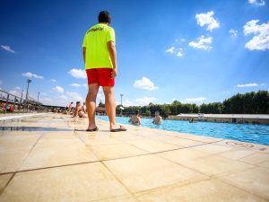 Estabilizan a un niño de dos años semiahogado en la piscina de un camping en Benidorm – Alicante