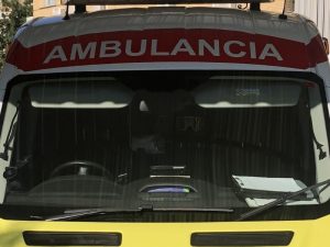 Fallece un hombre ahogado en la piscina de una urbanización de Alicante