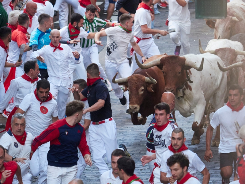 Vecino de Vila-real herido leve por asta de toro en San Fermín