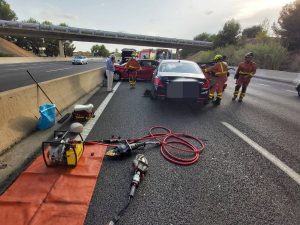 Tres heridos en accidente de tráfico en A-7 a su paso por Manises