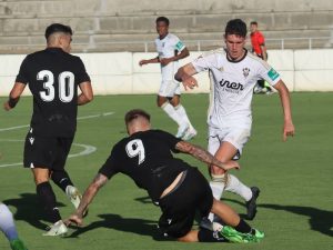 Primera derrota de la pretemporada del CD Castellón ante el Albacete