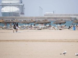 Fallece ahogado en la playa de la Malva-rosa de Valencia