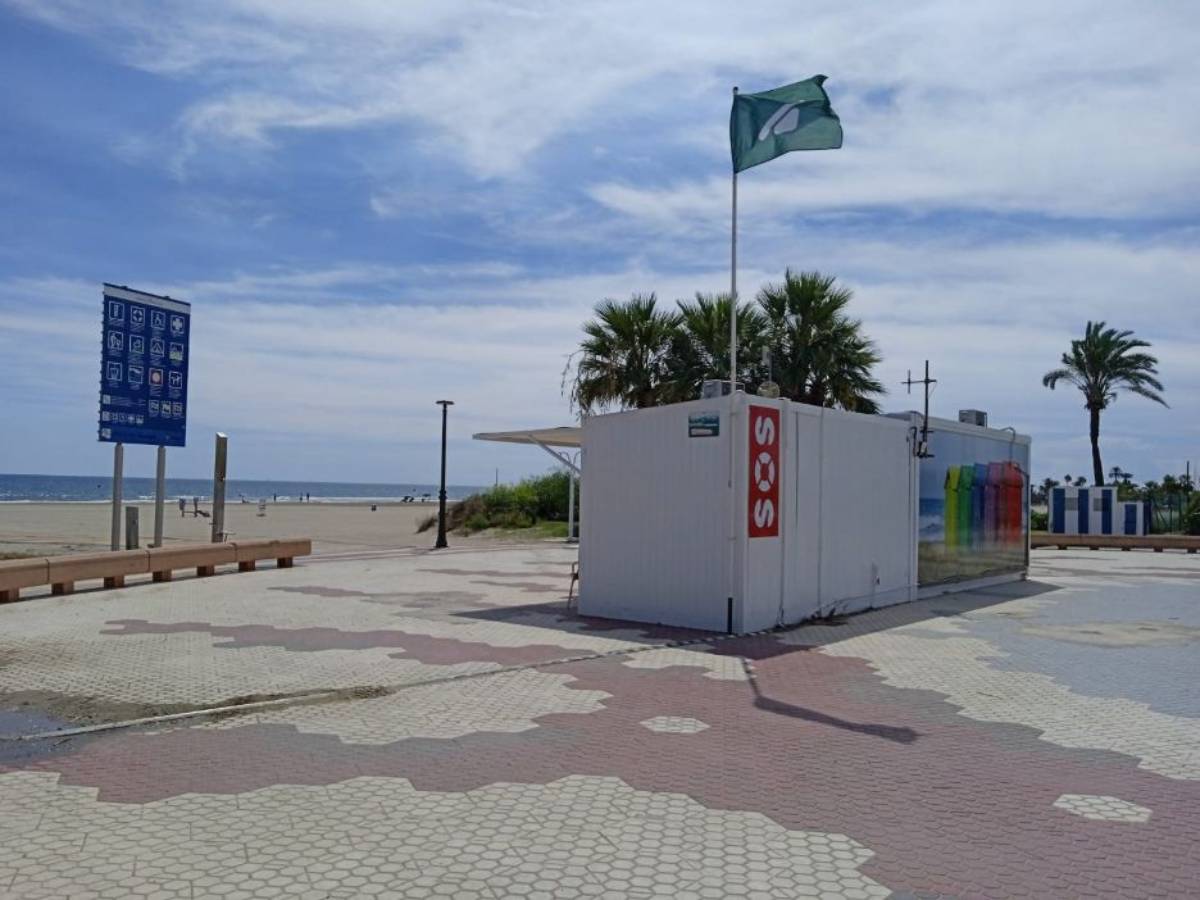 Abiertas al baño las playas del Gurugú y el Pinar