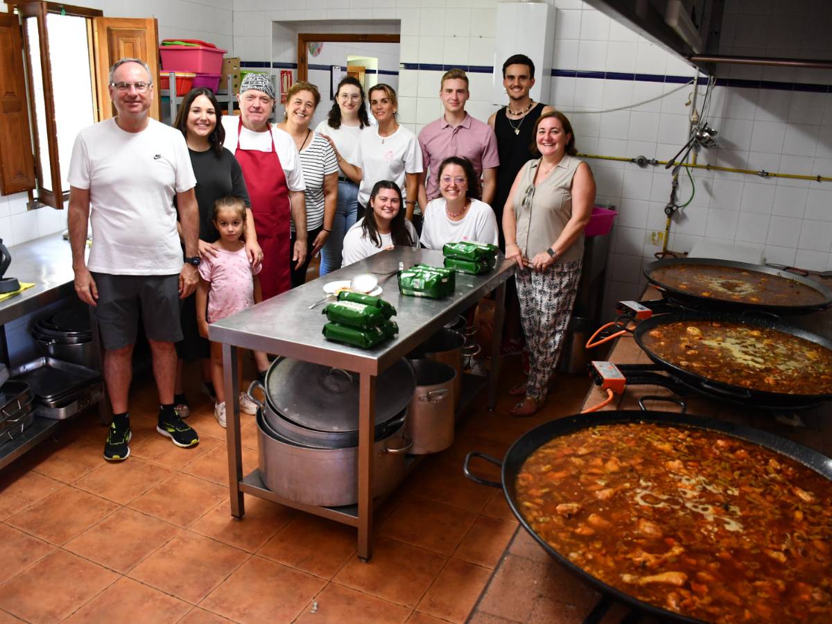 ‘Les Rosarieres’ de Vila-real, de campamento en Benigànim