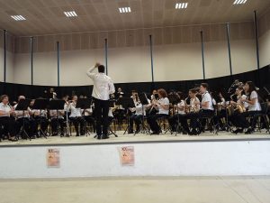 Emocionante intercambio de música de banda en Albocàsser