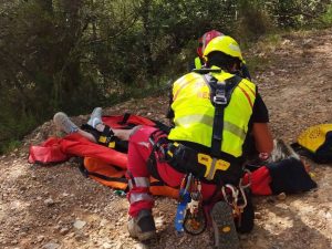 Rescatan a una mujer herida tras caer en bicicleta en Peñíscola