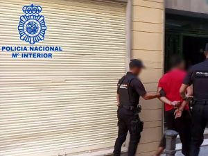 Madre e hijo detenidos por secuestro y tortura mortal de un joven en Alicante