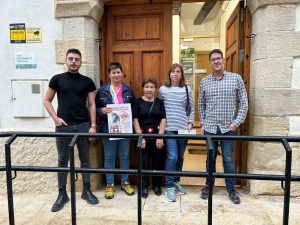 Vistabella premia la decoración en balcones y ventanas