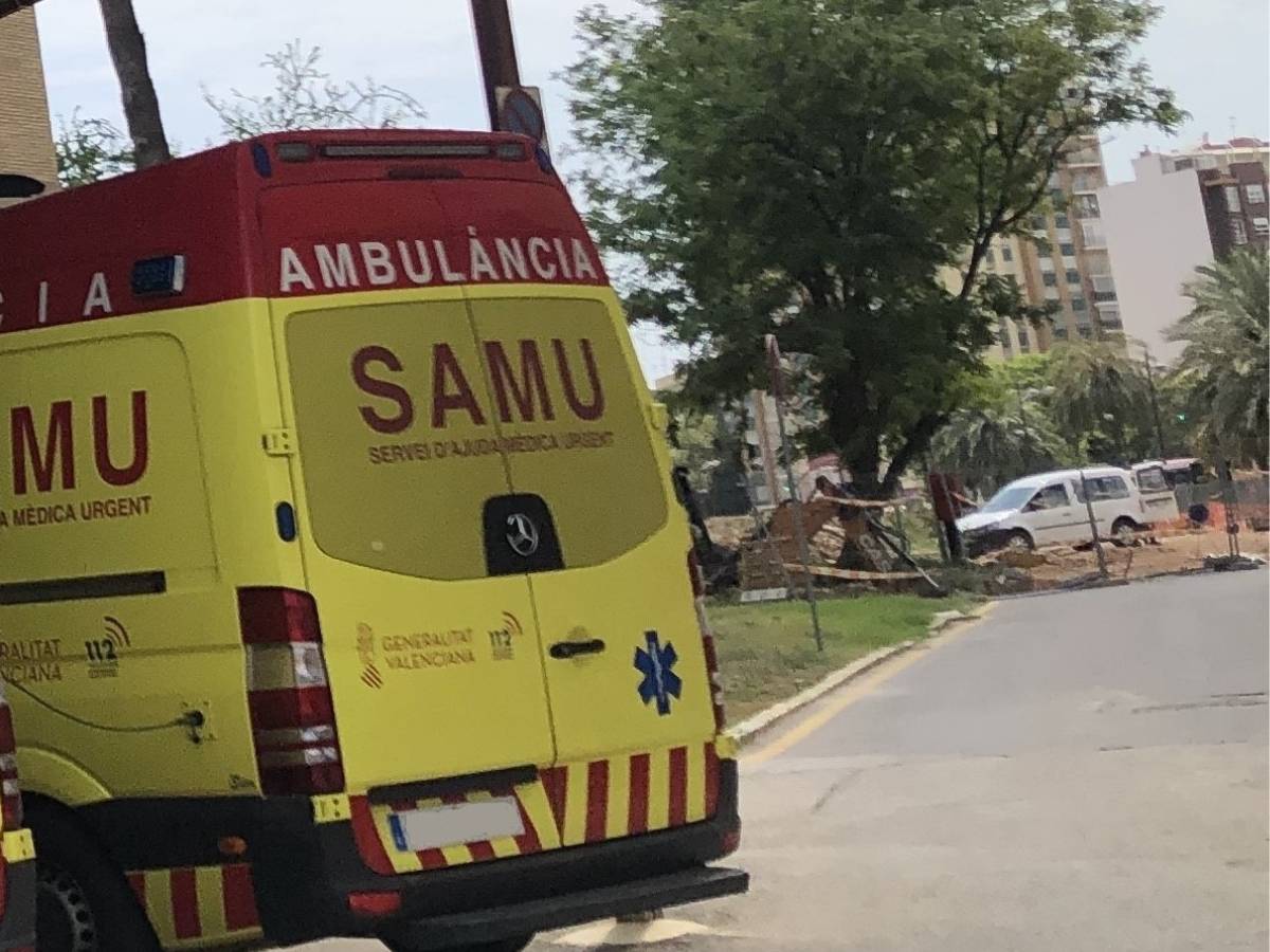 Un hombre de Benafigos fallece al volcar un tractor