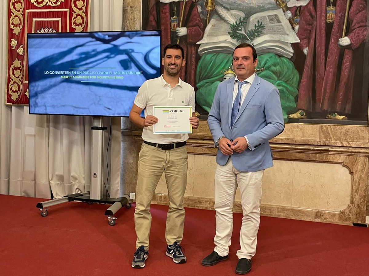 Diputación galardona a ‘Cycling Metric’ por su contribución en la salud deportiva del ciclismo en Castellón