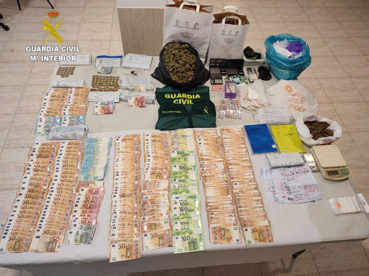 Dos detenidos por la venta de drogas en Xilxes