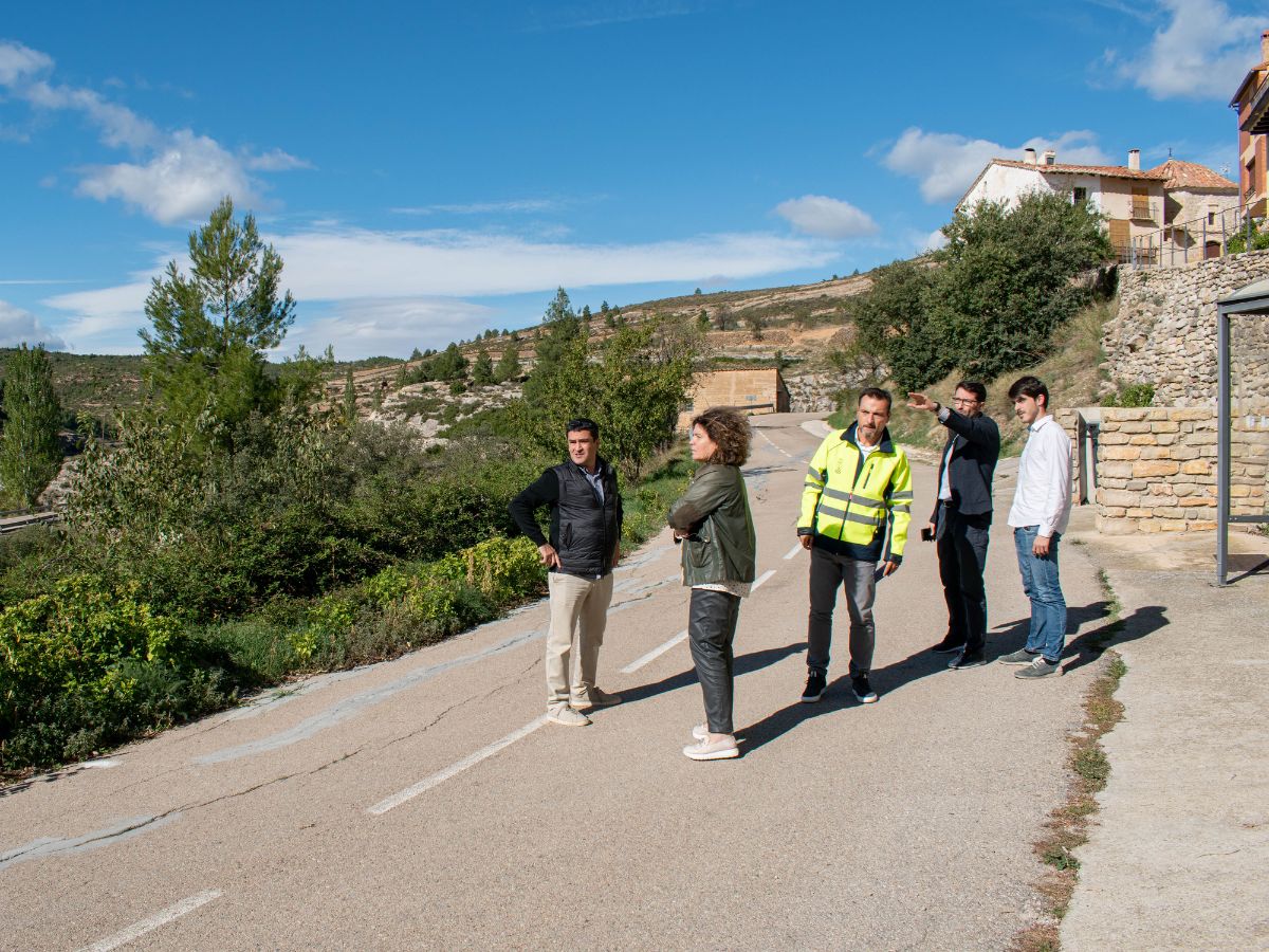 Casas desplazadas por movimientos de tierra en Ortells