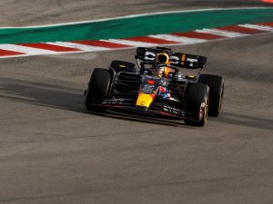 Verstappen vuela en Austin sin piedad ni remordimiento