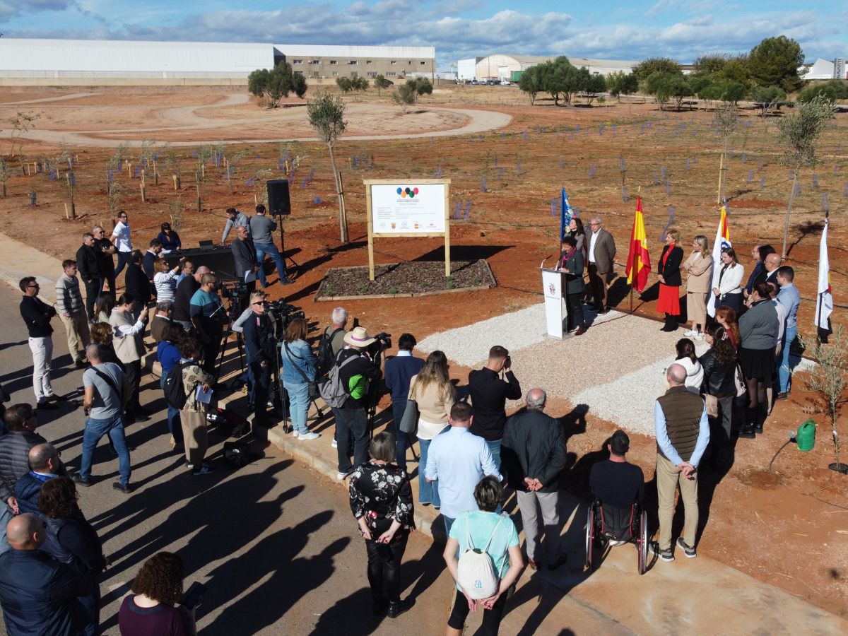 Onda inaugura el Bosque Olímpico