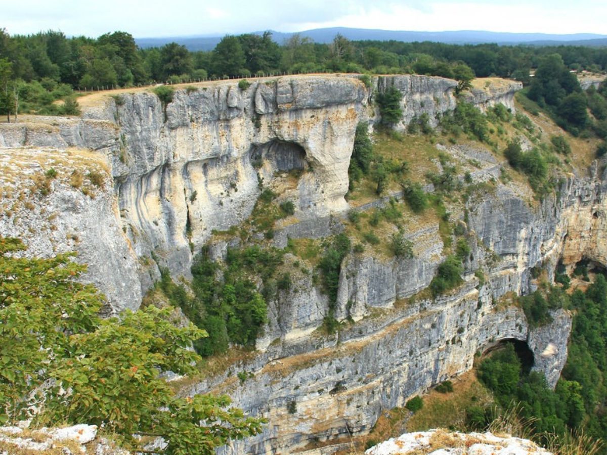 Aparecen los cadáveres de un niño de siete años y su padre en la sierra de Urbasa