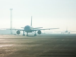 Siguen las cancelaciones por niebla en aeropuertos de la Comunitat Valenciana