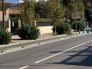 Burriana retira las barras delimitadoras del carril bici