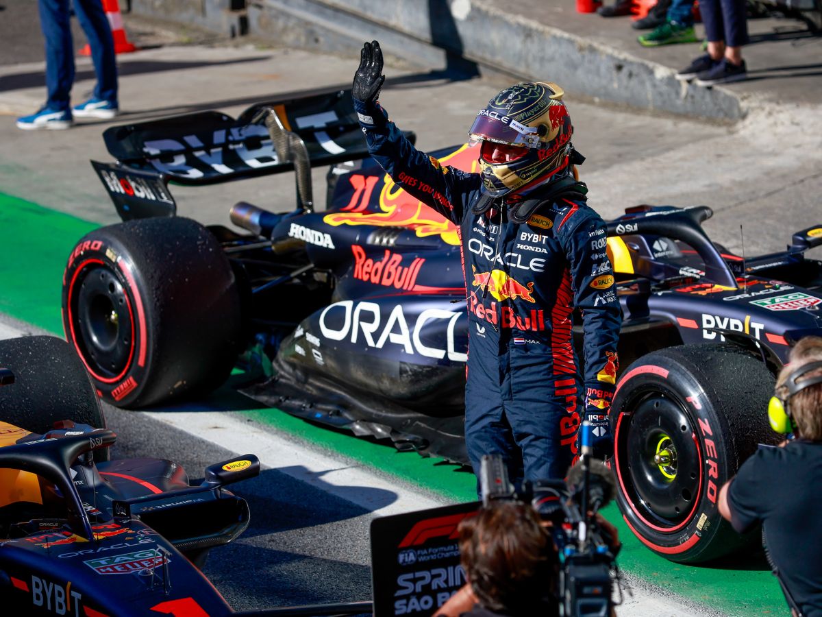 Victoria de Verstappen y podio para Alonso en Interlagos