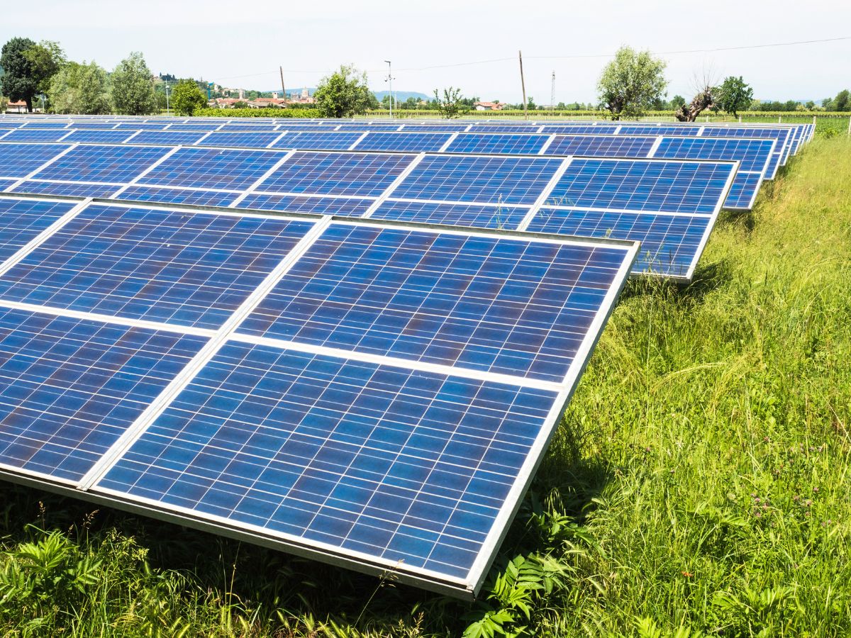 Torre d’En Besora instala placas fotovoltaicas para reducir su factura energética