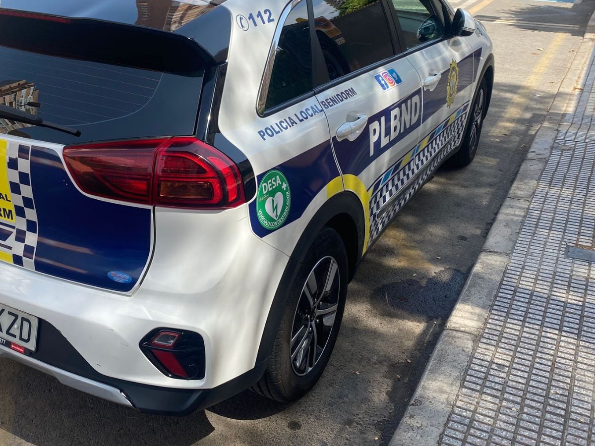 Aparece el cadáver de una mujer en la playa de Levante de Benidorm