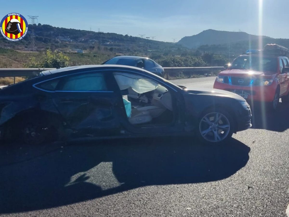 Sagunto accidente en la AP-7 doble 3