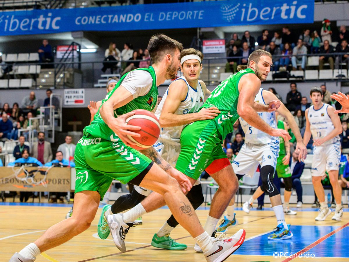 Nueva derrota del Amics Castellón ante el Guuk Gipuzkoa Basket