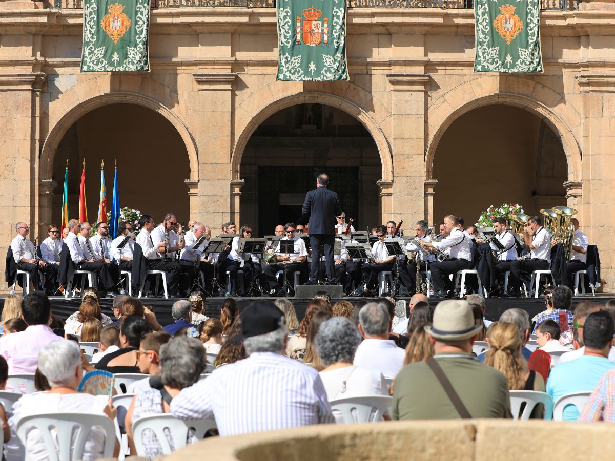 Villancicos con niños y la Banda Municipal de Castellón