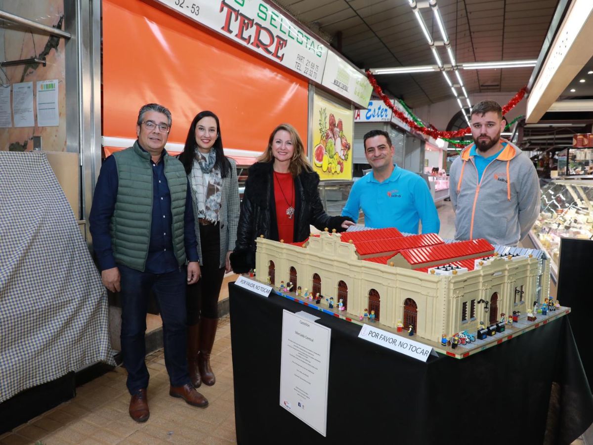 Castellón expone el Mercado Municipal con 19.500 piezas ‘Lego’