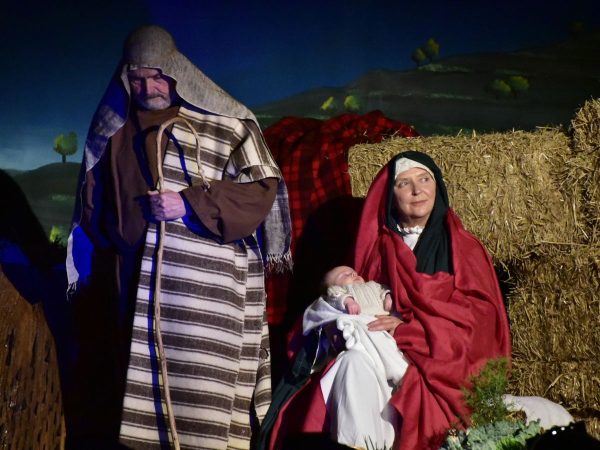 Llega el niño Jesús a Costur y «un hombre quiere recurrir a la IA»