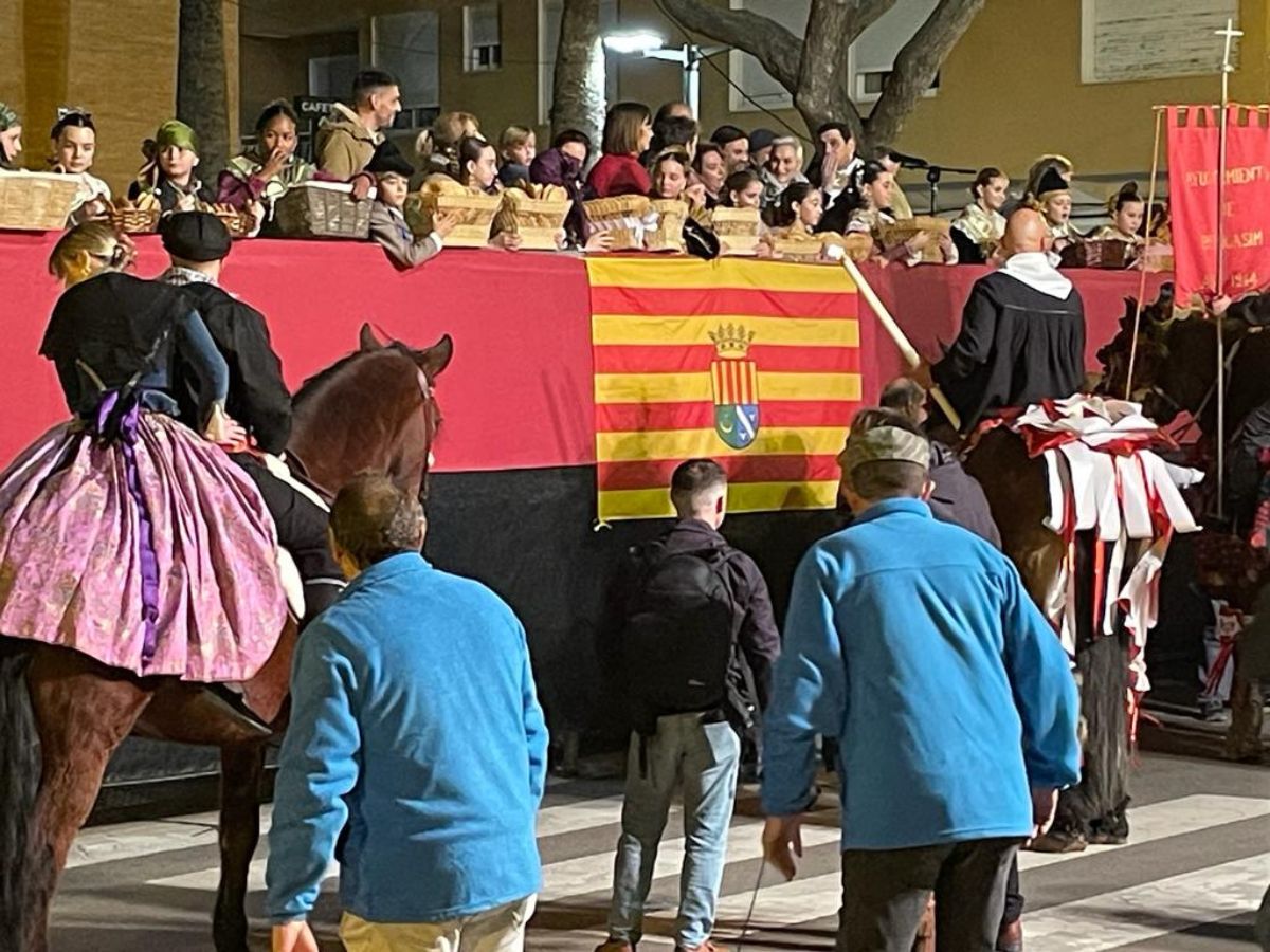 hogueras y coquetas de Sant Antoni 2024 benicàssim 17