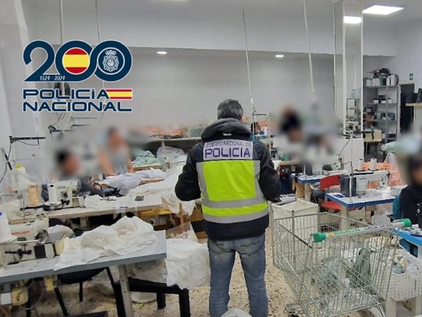 Desmantelan taller de costura clandestino en Mislata