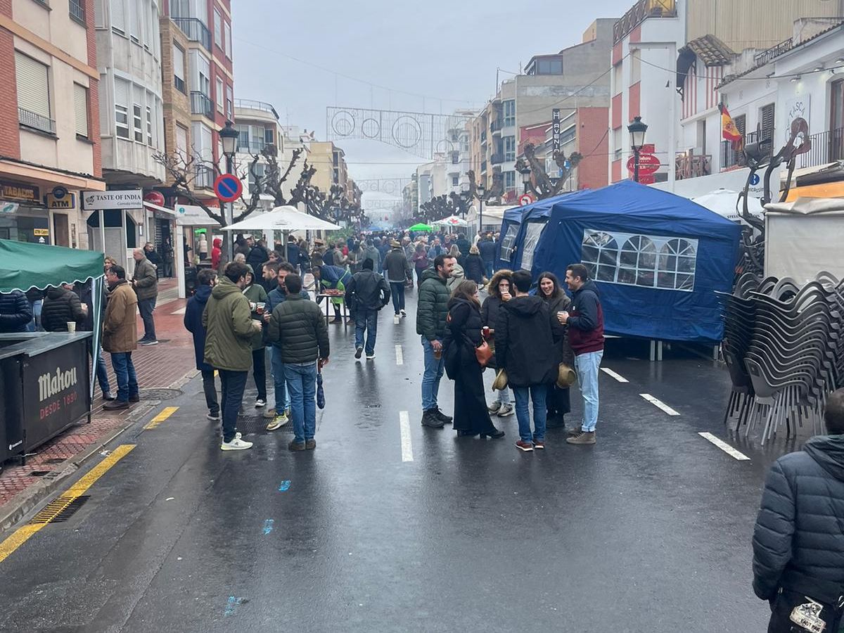 Día de las Paellas 2024 bajo la lluvia en Benicàssim