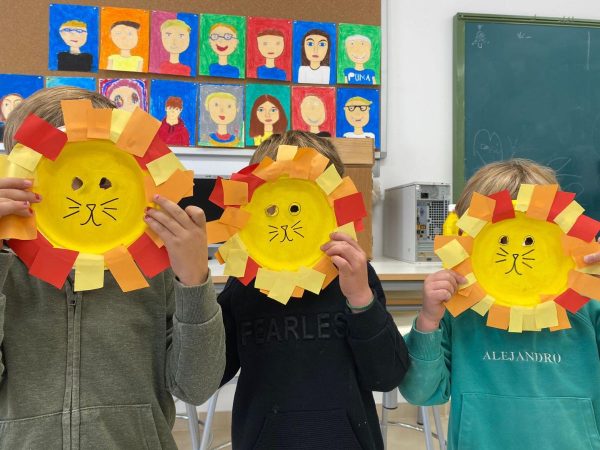 El Mago de Oz visita Castellnovo con la escuela de Navidad