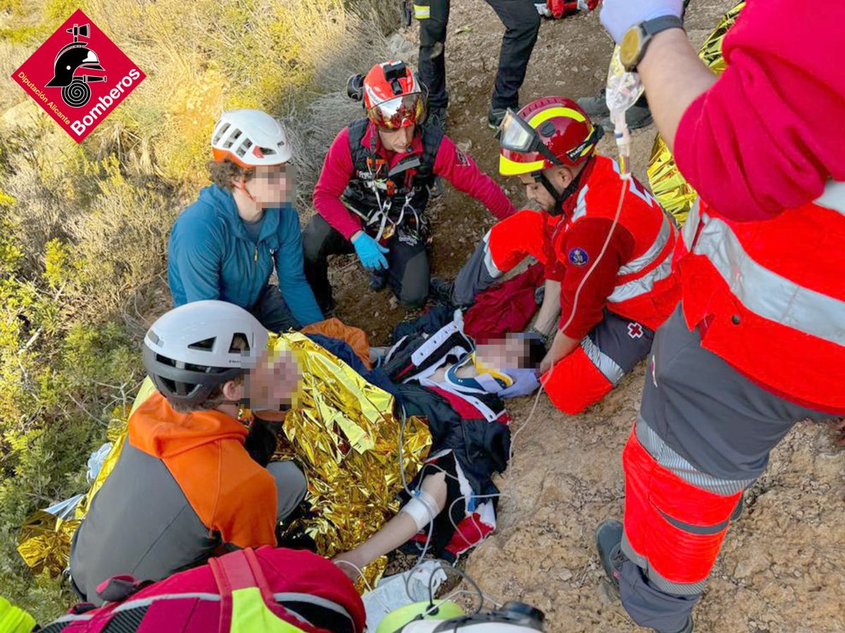 Rescate en Calp: Heridos dos escaladores tras caer de 20 metros